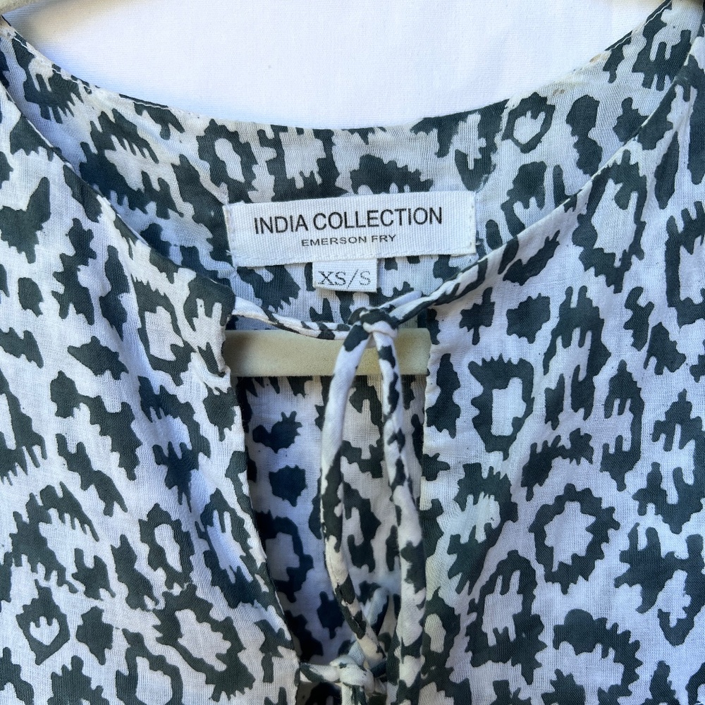 Emerson Fry Puff Isla Top in Charcoal Leopard XS/S